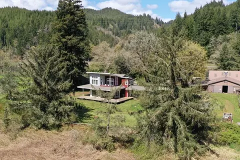 8835 Duncan Island Rd, Mapleton, OR 97453 photo 9
