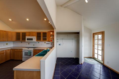 64925 Mcgrath Rd, Bend, OR 97701 photo 22