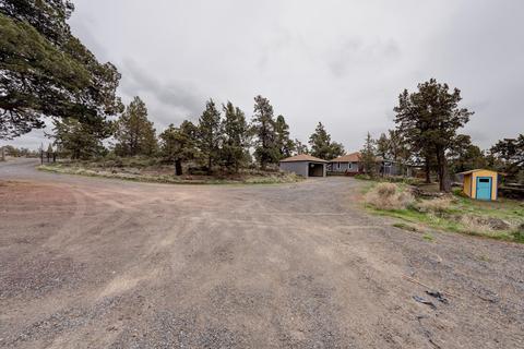 64925 Mcgrath Rd, Bend, OR 97701 photo 4