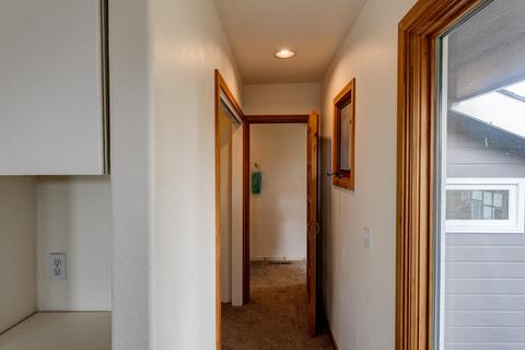 64925 Mcgrath Rd, Bend, OR 97701 photo 29