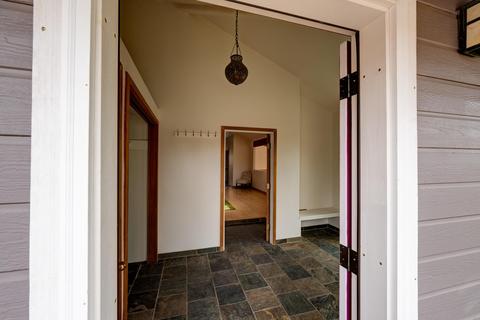 64925 Mcgrath Rd, Bend, OR 97701 photo 6