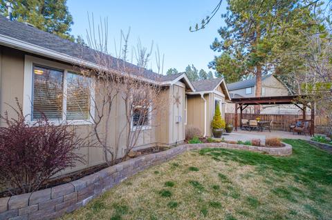 19573 Fishhawk Loop, Bend, OR 97702 photo 16