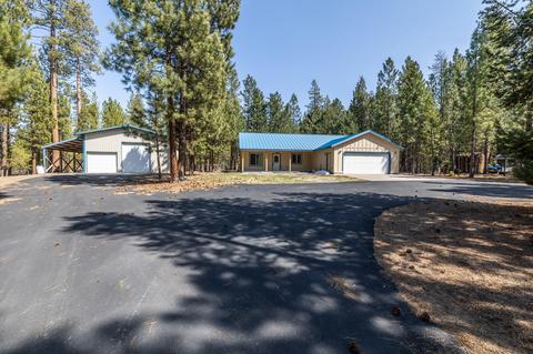 52140 Foxtail Rd, La Pine, OR 97739 photo 2