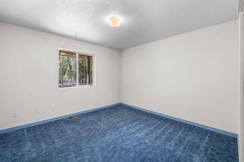 52140 Foxtail Rd, La Pine, OR 97739 photo 13