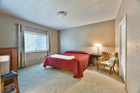 1127 Rustler Peak St, Central Point, OR 97502 photo 13