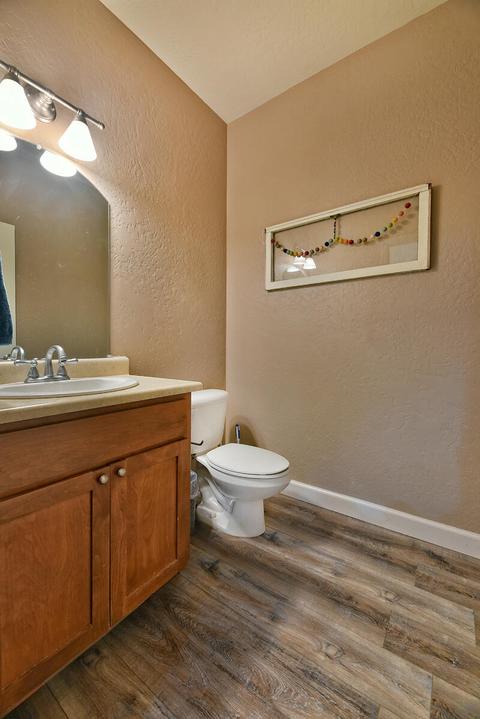 1127 Rustler Peak St, Central Point, OR 97502 photo 17