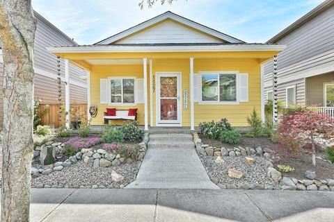 1127 Rustler Peak St, Central Point, OR 97502 photo 3