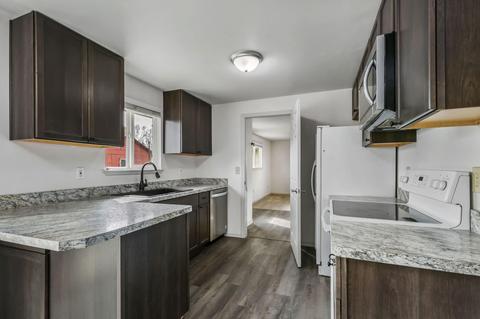 62944 Clyde Ln, Bend, OR 97701 photo 4