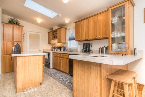 65165 76th St, Bend, OR 97703 photo 9