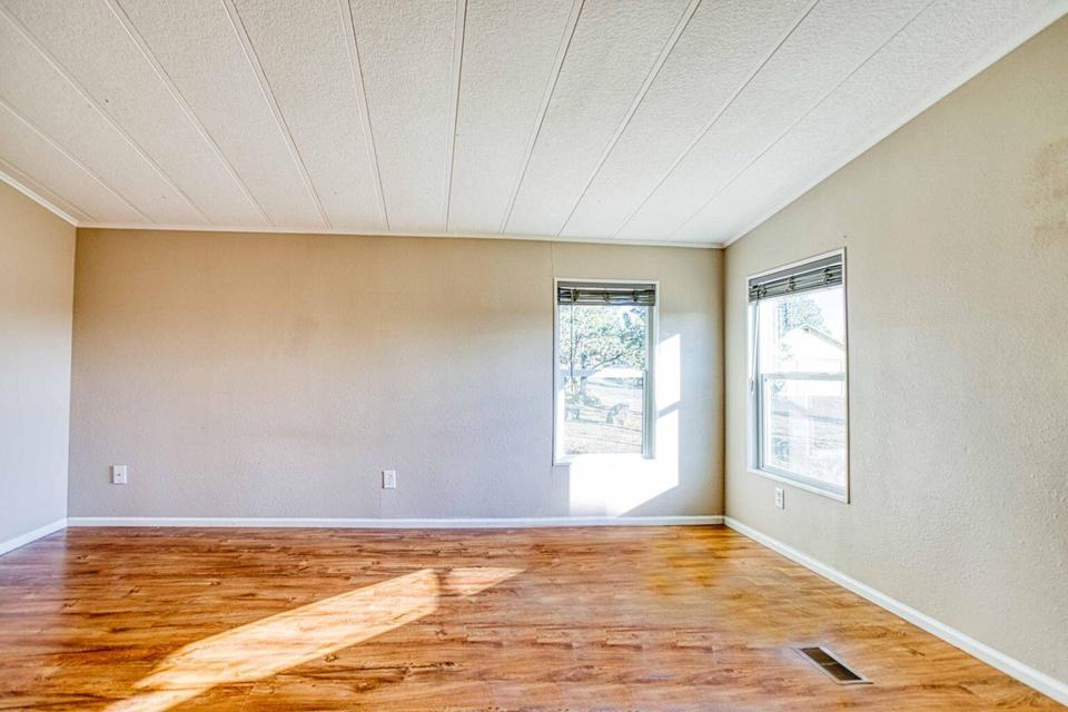  8525 SW Crescent Pl, Terrebonne, OR 97760 photo 8