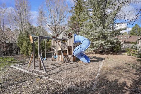 21075 Lost Valley Ct, Bend, OR 97702 photo 24