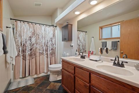 21075 Lost Valley Ct, Bend, OR 97702 photo 14