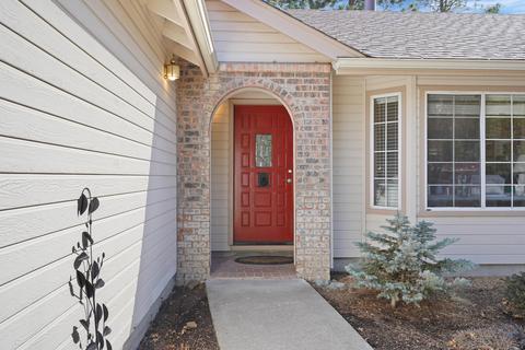 21075 Lost Valley Ct, Bend, OR 97702 photo 5
