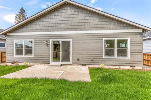 378 Cascade Dr, Central Point, OR 97502 photo 27