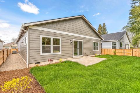 378 Cascade Dr, Central Point, OR 97502 photo 28