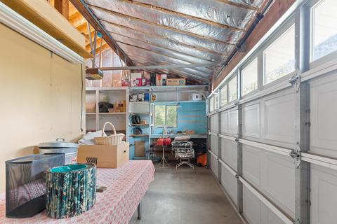 724 Eric Loop, Grants Pass, OR 97526 photo 48