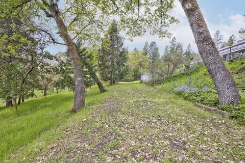 724 Eric Loop, Grants Pass, OR 97526 photo 31