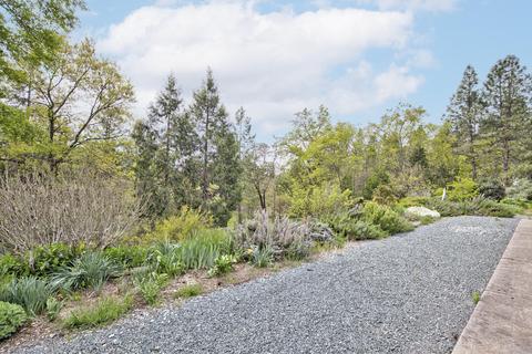 724 Eric Loop, Grants Pass, OR 97526 photo 24