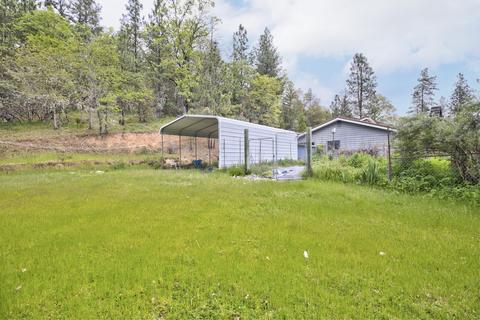 724 Eric Loop, Grants Pass, OR 97526 photo 26