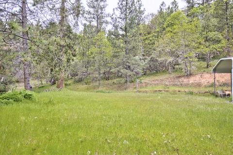 724 Eric Loop, Grants Pass, OR 97526 photo 36