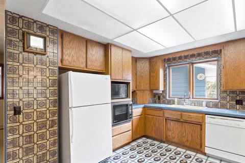 724 Eric Loop, Grants Pass, OR 97526 photo 11