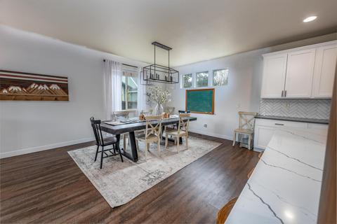 20560 Boyd Ct, Bend, OR 97701 photo 4