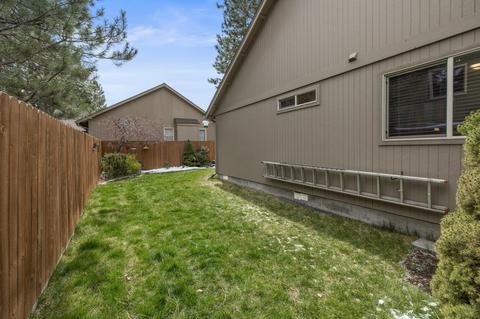 19946 Quail Pine Loop, Bend, OR 97702 photo 25