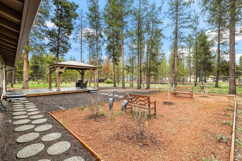 53044 Loop Dr, La Pine, OR 97739 photo 32