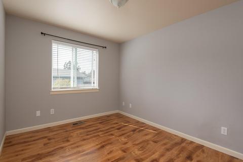 2115 NE Jackson Ave, Bend, OR 97701 photo 20