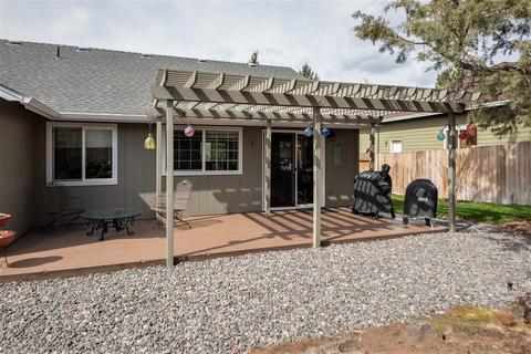 2115 NE Jackson Ave, Bend, OR 97701 photo 7