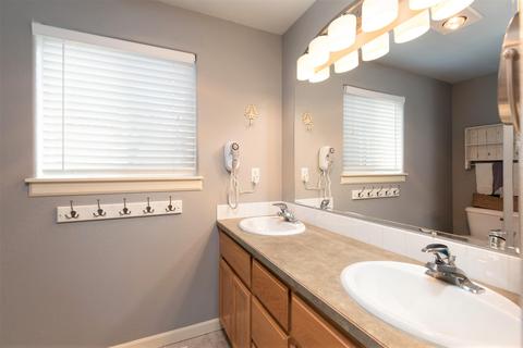 2115 NE Jackson Ave, Bend, OR 97701 photo 19