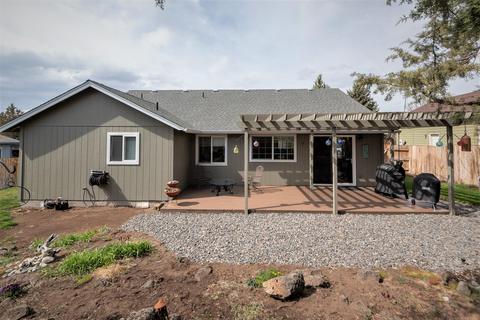 2115 NE Jackson Ave, Bend, OR 97701 photo 8