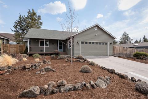 2115 NE Jackson Ave, Bend, OR 97701 photo 1