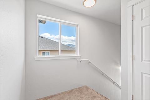 328 Everett Way, Talent, OR 97540 photo 18