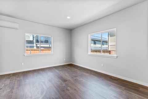 328 Everett Way, Talent, OR 97540 photo 5