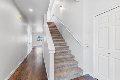328 Everett Way, Talent, OR 97540 photo 17