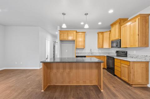 328 Everett Way, Talent, OR 97540 photo 12