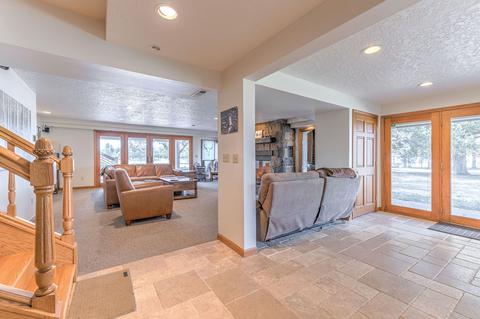 60975 Billdeau Rd, Bend, OR 97702 photo 35