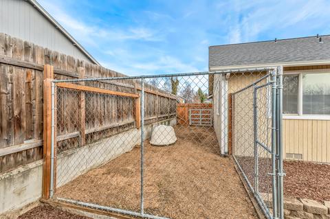 409 Phyllis Dr, Eagle Point, OR 97524 photo 34
