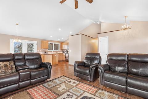 409 Phyllis Dr, Eagle Point, OR 97524 photo 12