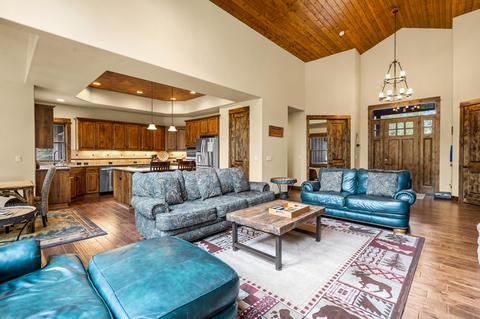 56821 Dancing Rock Loop, Bend, OR 97707 photo 7
