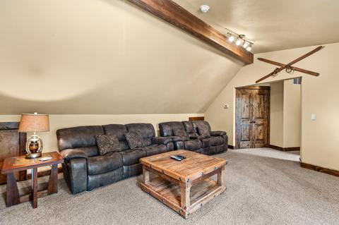 56821 Dancing Rock Loop, Bend, OR 97707 photo 14