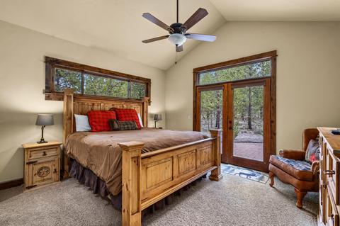 56821 Dancing Rock Loop, Bend, OR 97707 photo 16