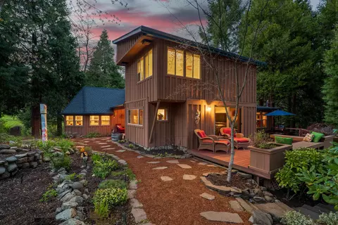 9530 Thompson Creek Rd, Applegate, OR 97530 photo 12