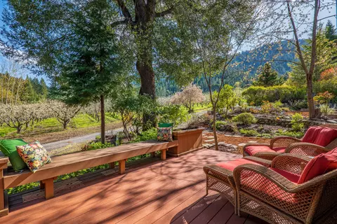 9530 Thompson Creek Rd, Applegate, OR 97530 photo 3