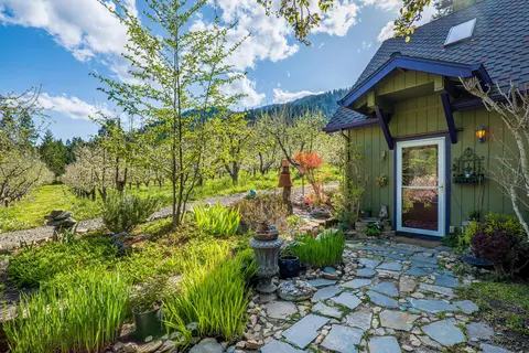 9530 Thompson Creek Rd, Applegate, OR 97530 photo 39
