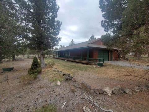 64651 Jan Dr, Bend, OR 97701 photo 3
