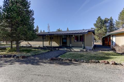 12136 Larchwood Dr, La Pine, OR 97739