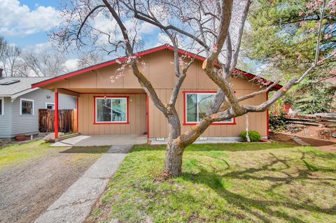1647 NW 3rd St, Bend, OR 97703 photo 26
