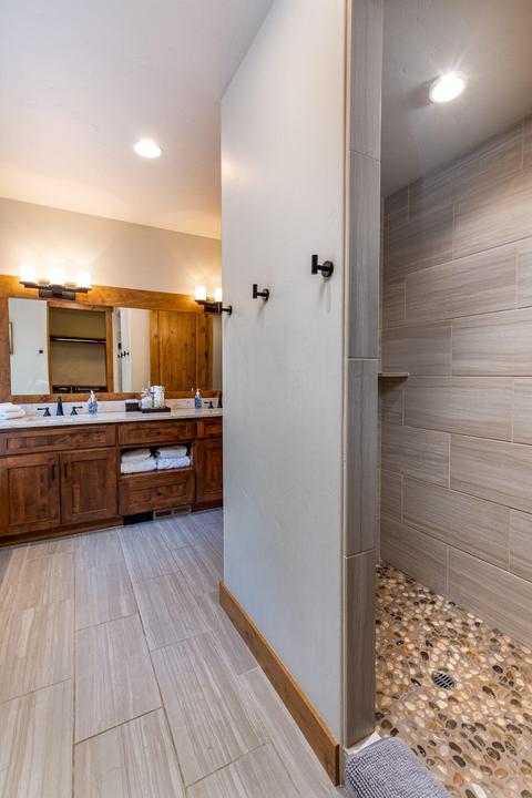 56317 Fireglass Loop, Bend, OR 97707 photo 36